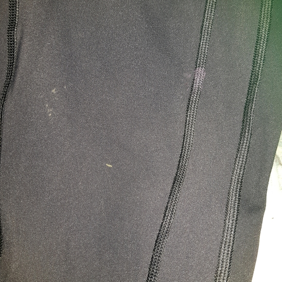 Lululemon All the Right Places Crop - Picture 6 of 6